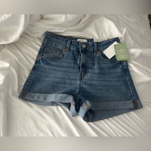 H & M jean shorts
